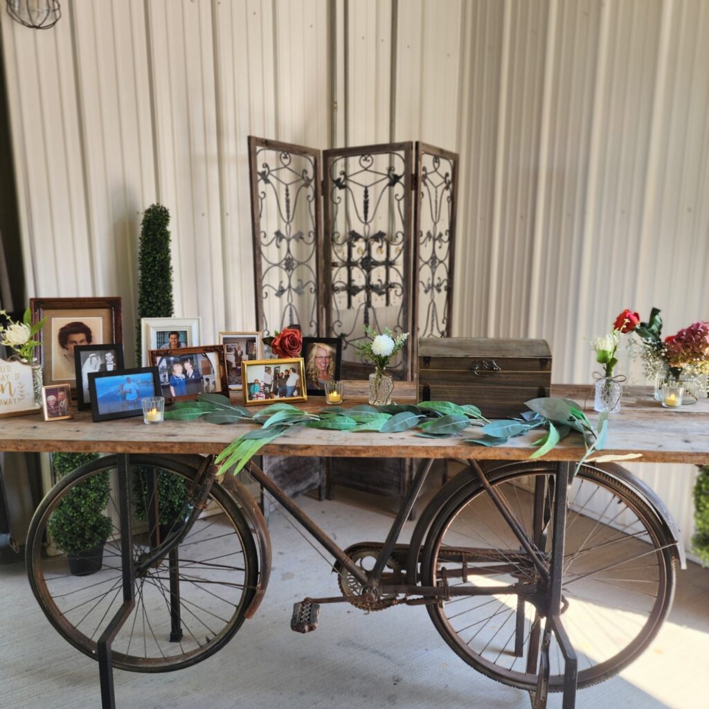 Memory Table available at Minnesota Farm Wedding venue in Red Wing