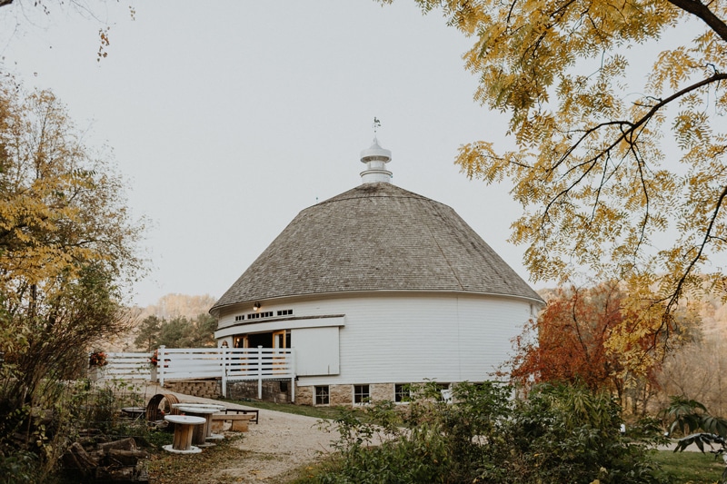 Historic farm wedding venue in MN with a round barn in Red Wing, MN