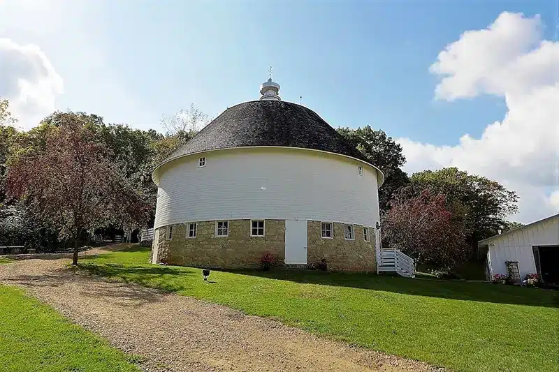 Our Bed and Breakfast in Minnesota is the perfect place for a romantic getaway