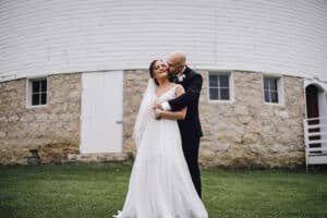 Weddings & Events 30 Round Barn Farm in Red Wing is one of the best barn wedding venues in MN.